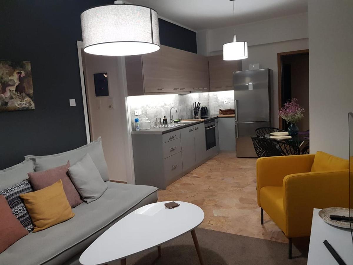 アテネElegant & Charming Apt. In The Hilton Areaアパートメント エクステリア 写真
